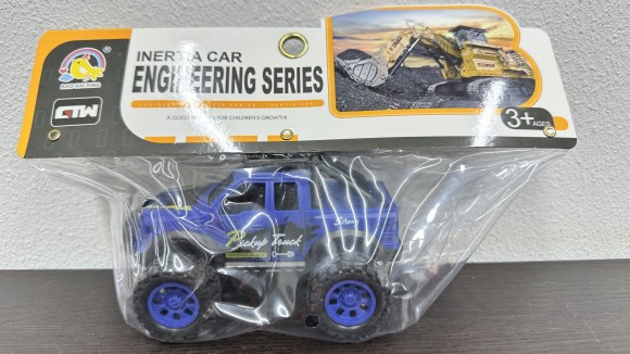 899-25               Джип в пакете. Размер: 13х7х9см.